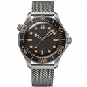 Dive watch 42mm gray metal mesh strap with black dial and light brown markers