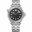Diver style watch with black dial and stainless steel bracelet 42mm